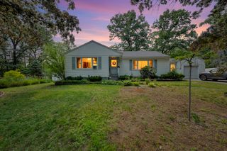 54 Colbert St, Leominster, MA 01453