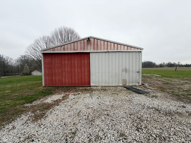 1 Jefferson Valley, Coatesville, IN 46121