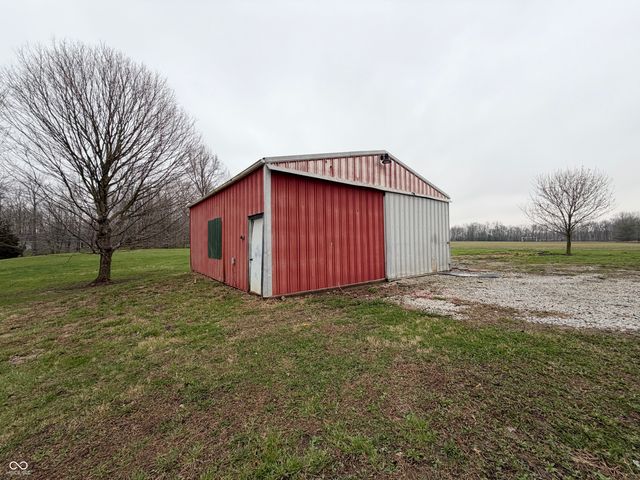 1 Jefferson Valley, Coatesville, IN 46121