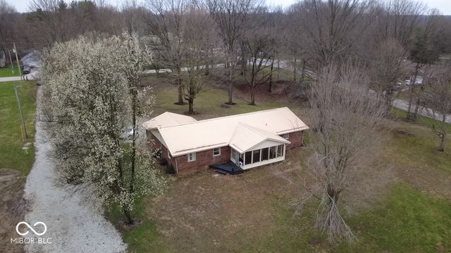 1 Jefferson Valley, Coatesville, IN 46121