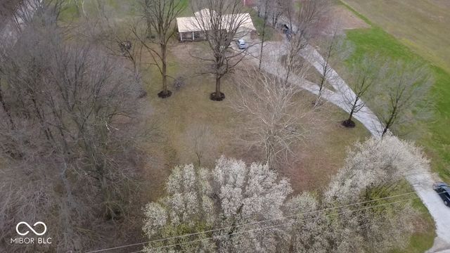 1 Jefferson Valley, Coatesville, IN 46121