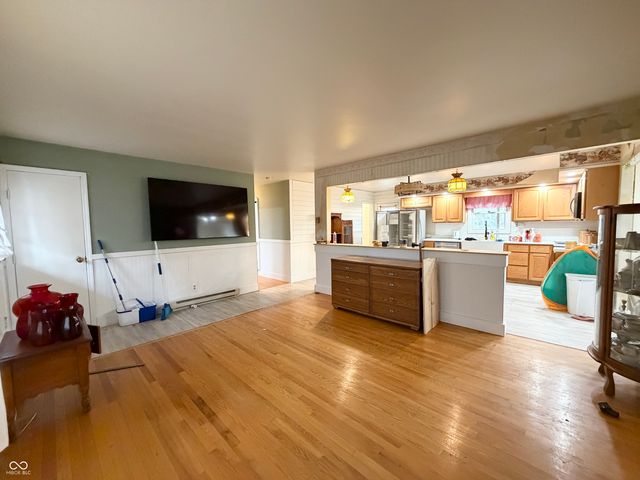 1 Jefferson Valley, Coatesville, IN 46121