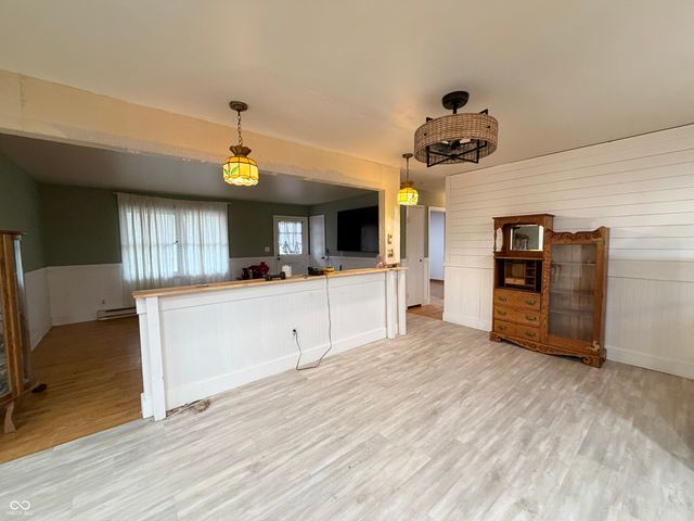 1 Jefferson Valley, Coatesville, IN 46121