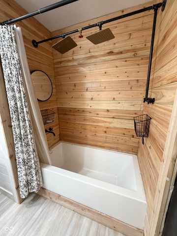 1 Jefferson Valley, Coatesville, IN 46121