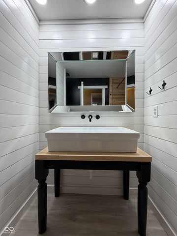 1 Jefferson Valley, Coatesville, IN 46121