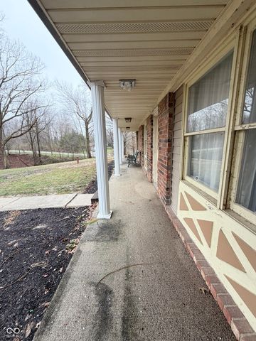 1 Jefferson Valley, Coatesville, IN 46121