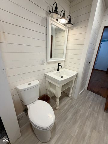 1 Jefferson Valley, Coatesville, IN 46121