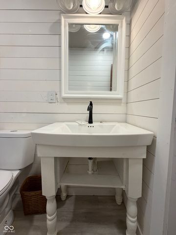 1 Jefferson Valley, Coatesville, IN 46121