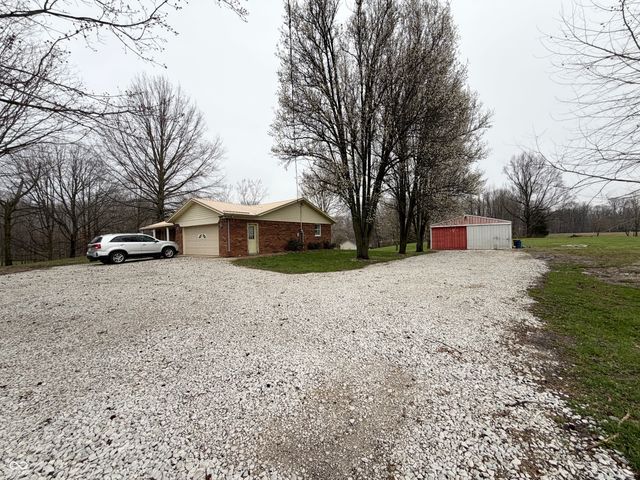 1 Jefferson Valley, Coatesville, IN 46121