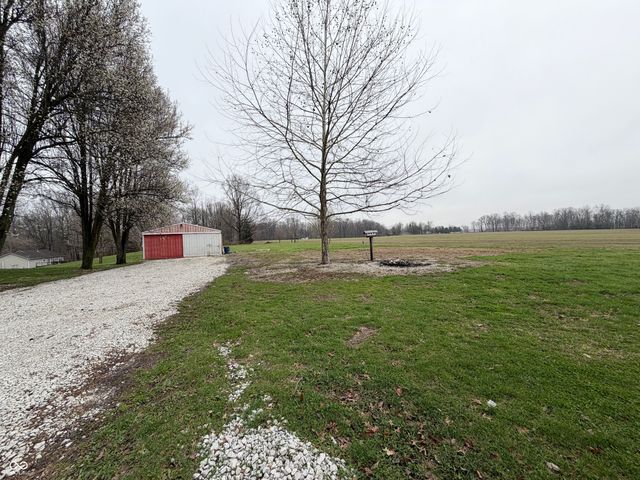 1 Jefferson Valley, Coatesville, IN 46121