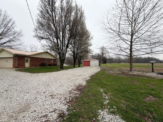 1 Jefferson Valley, Coatesville, IN 46121