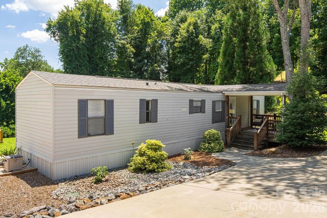 340 and 298 Apache Path, Marion, NC 28752