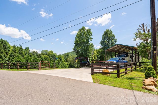 340 and 298 Apache Path, Marion, NC 28752