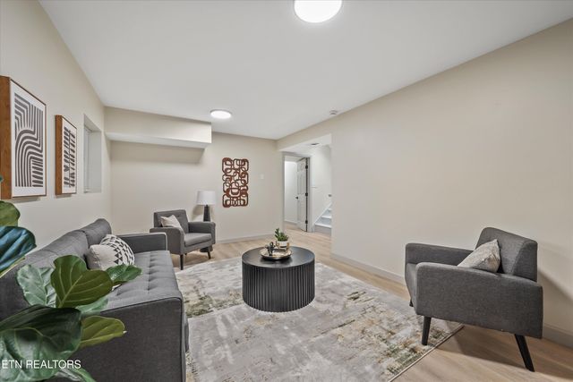 6505 Cadbury Drive, Knoxville, TN 37921