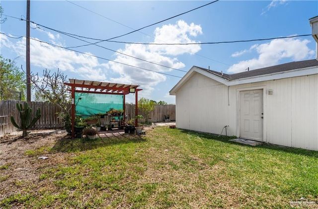 708 N Mexico Street, Alton, TX 78573