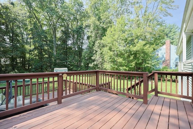 76 Jamestown Rd, Leominster, MA 01453