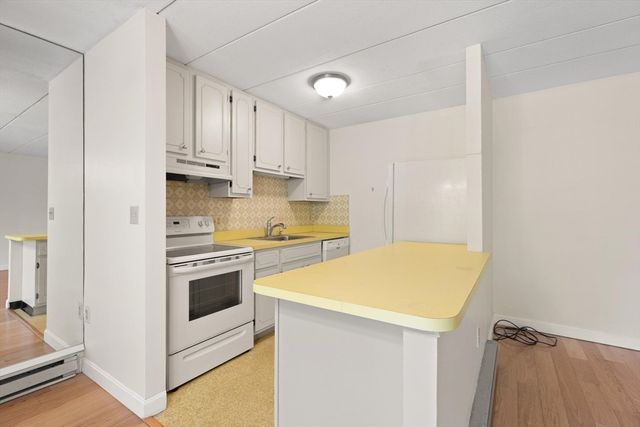 235 Winthrop St 2205, Medford, MA 02155