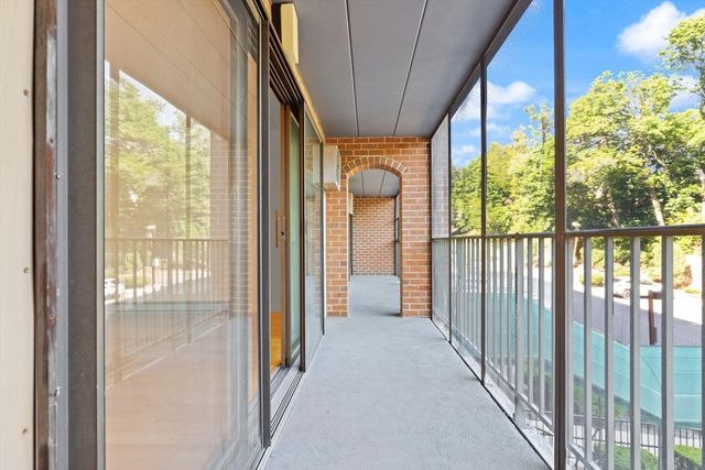235 Winthrop St 2205, Medford, MA 02155