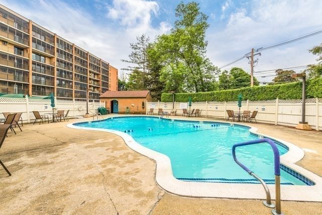 235 Winthrop St 2205, Medford, MA 02155