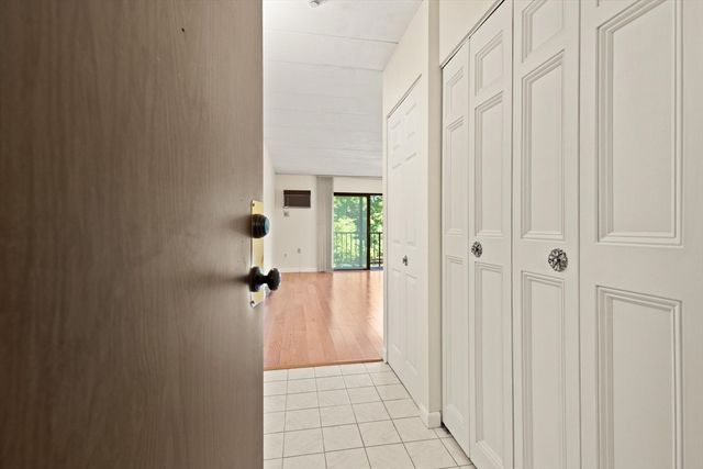 235 Winthrop St 2205, Medford, MA 02155