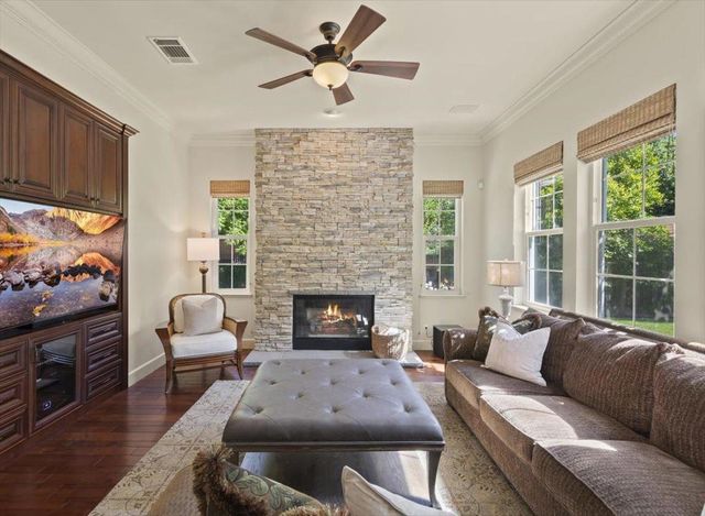 6617 Broadacres Drive, San Jose, CA 95120