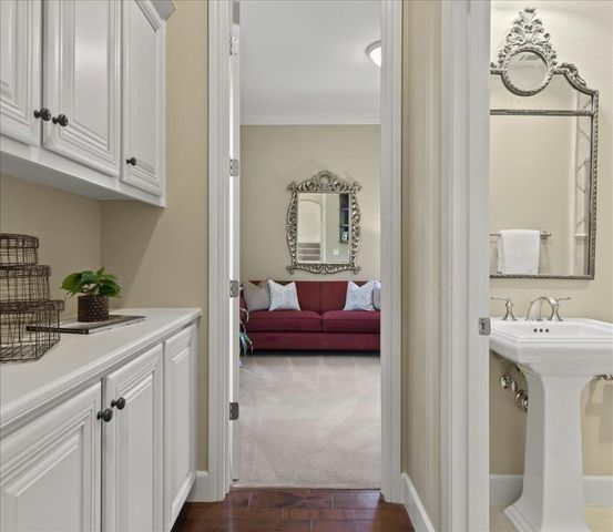 6617 Broadacres Drive, San Jose, CA 95120