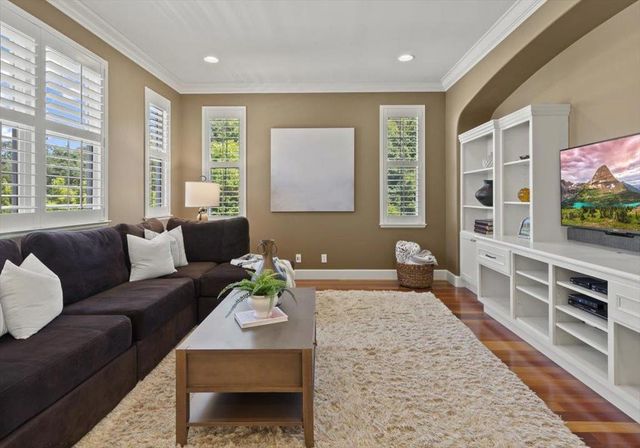 6617 Broadacres Drive, San Jose, CA 95120