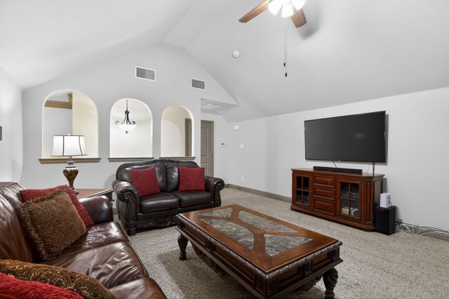 8421 La Fontaine Drive, North Richland Hills, TX 76182