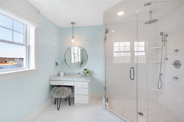 1040 Buttonwoods Avenue, Warwick, RI 02886