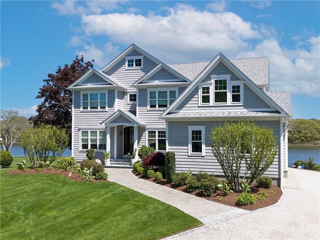 1040 Buttonwoods Avenue, Warwick, RI 02886