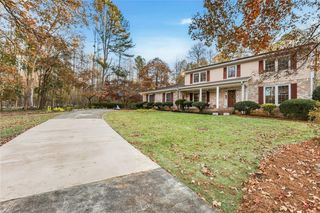 4671 NW Due West NW Road, Kennesaw, GA 30152