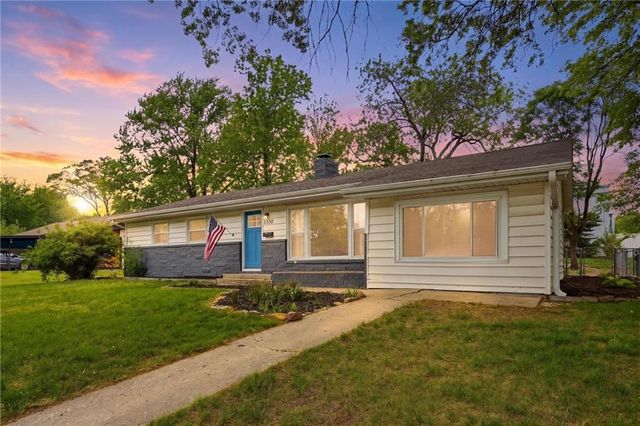 2902 W 7th Street, Lawrence, KS 66049
