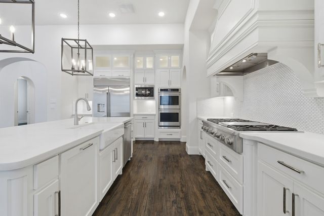 8714 Happy Hollow Drive, Frisco, TX 75034