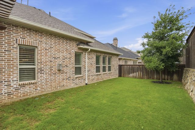 8714 Happy Hollow Drive, Frisco, TX 75034