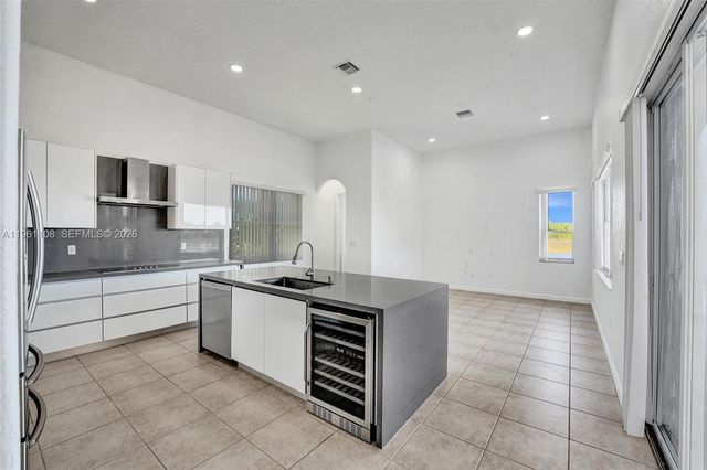 3360 SW 195th Ter, Miramar, FL 33029