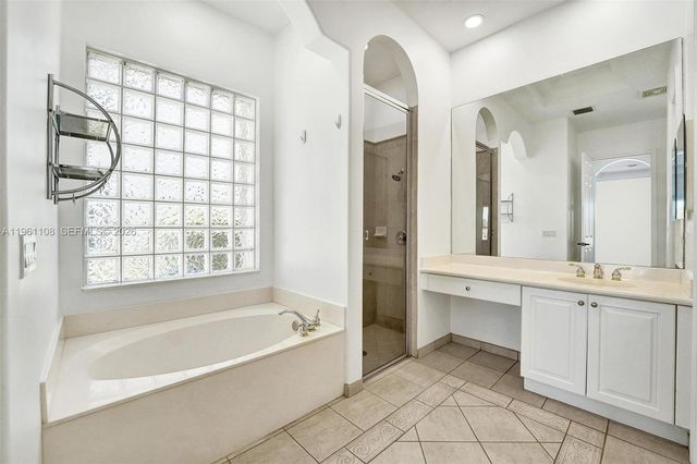 3360 SW 195th Ter, Miramar, FL 33029