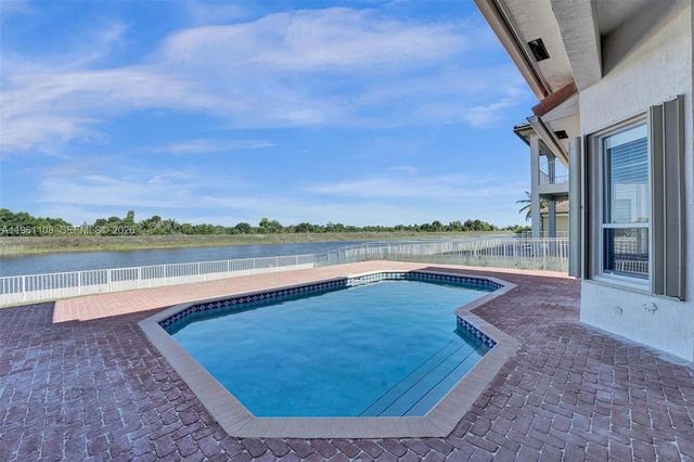 3360 SW 195th Ter, Miramar, FL 33029