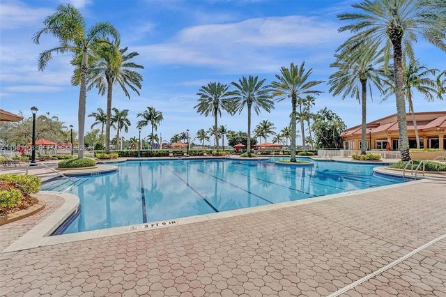 3360 SW 195th Ter, Miramar, FL 33029