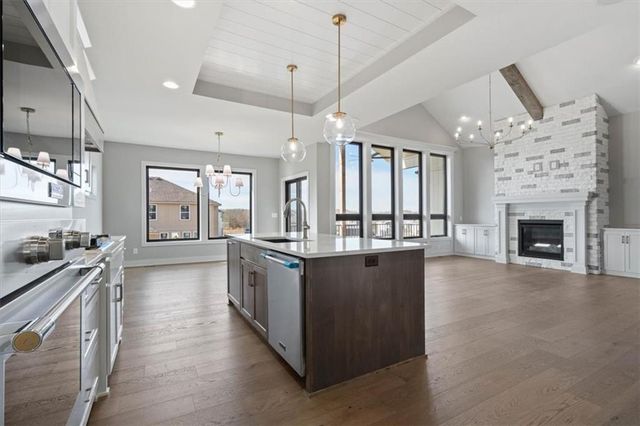 1401 Mulberry Street, Pleasant Hill, MO 64080