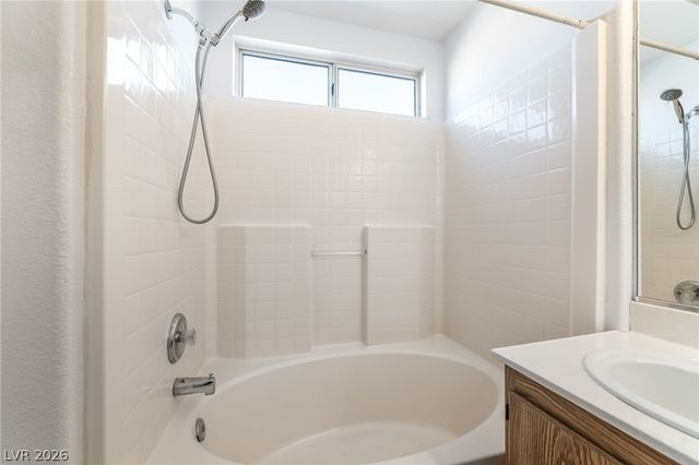 71 Belle Maison Avenue, Las Vegas, NV 89123