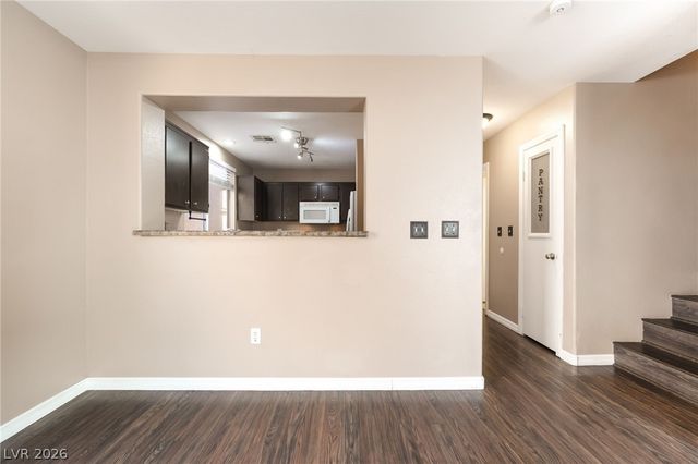 71 Belle Maison Avenue, Las Vegas, NV 89123