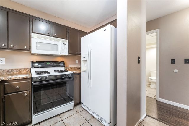 71 Belle Maison Avenue, Las Vegas, NV 89123