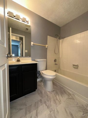 1555 Gelhot Drive, Fairfield, OH 45014