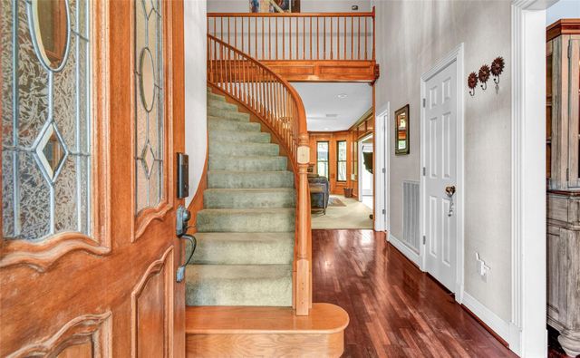 212 Live Oak Lane, Lake Jackson, TX 77566