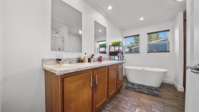 223 Hollyberry Way, Fruita, CO 81521