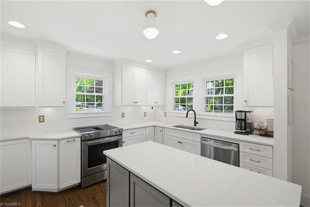 625 Scott Avenue, Greensboro, NC 27403
