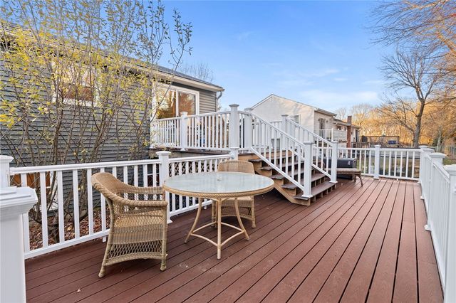 25 Fawn Lane, West Warwick, RI 02893