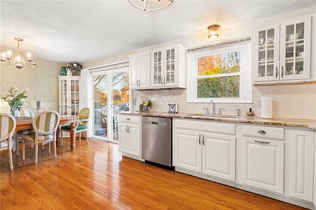 25 Fawn Lane, West Warwick, RI 02893