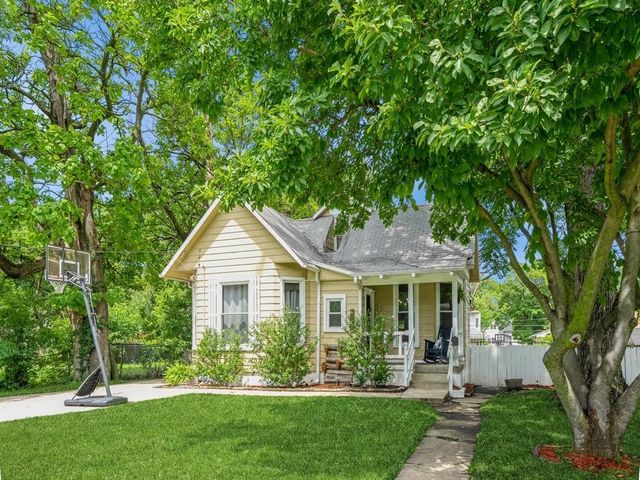 1903 Mondamin Avenue, Des Moines, IA 50314