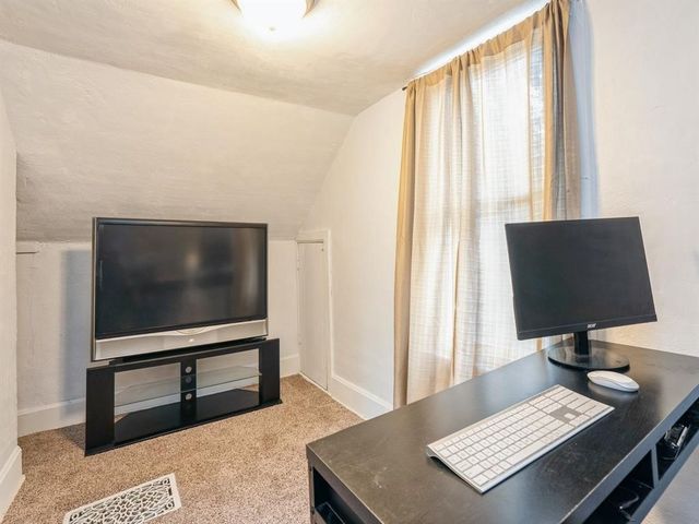 1903 Mondamin Avenue, Des Moines, IA 50314